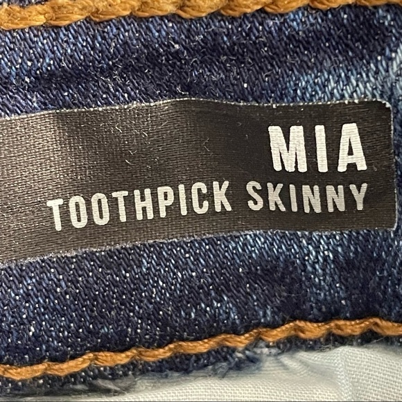 Kut from the Kloth Mia Toothpick Skinny Jeans - Picture 9 of 9